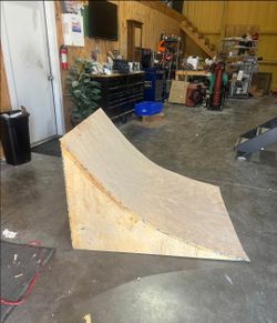 Rc car ramp in good condition...pickup Forney