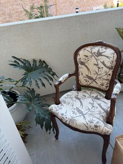 Chair hard wood