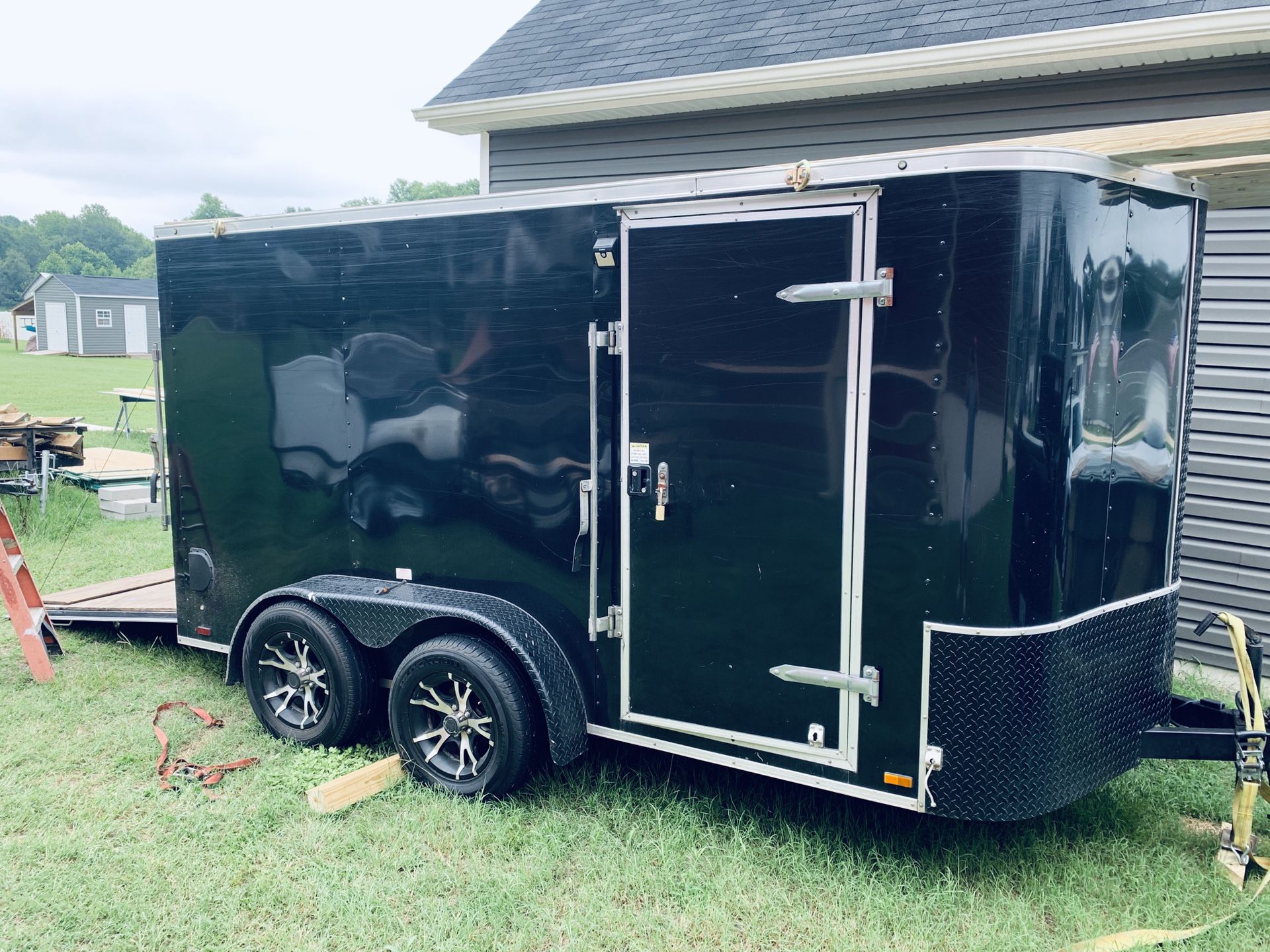 14’ enclosed trailer with title
