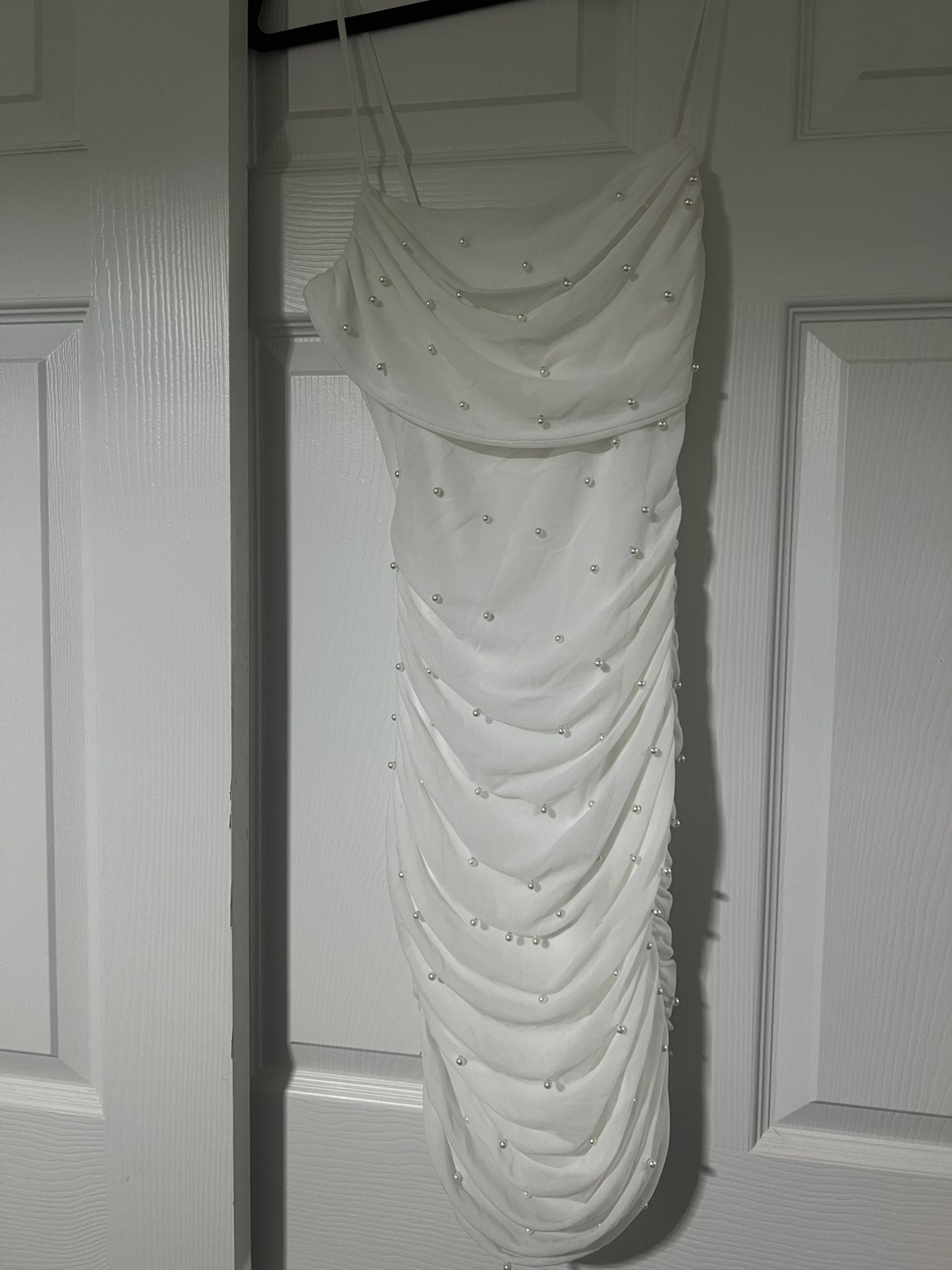 White Dress With Pearls 