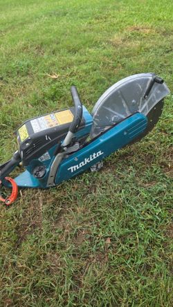 Makita EK6101-R 14 in. 61 cc Power Cutter, used good working condition please see the photos thanks