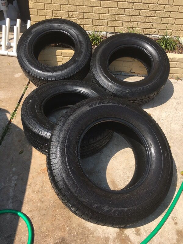 Truck and SUV tires