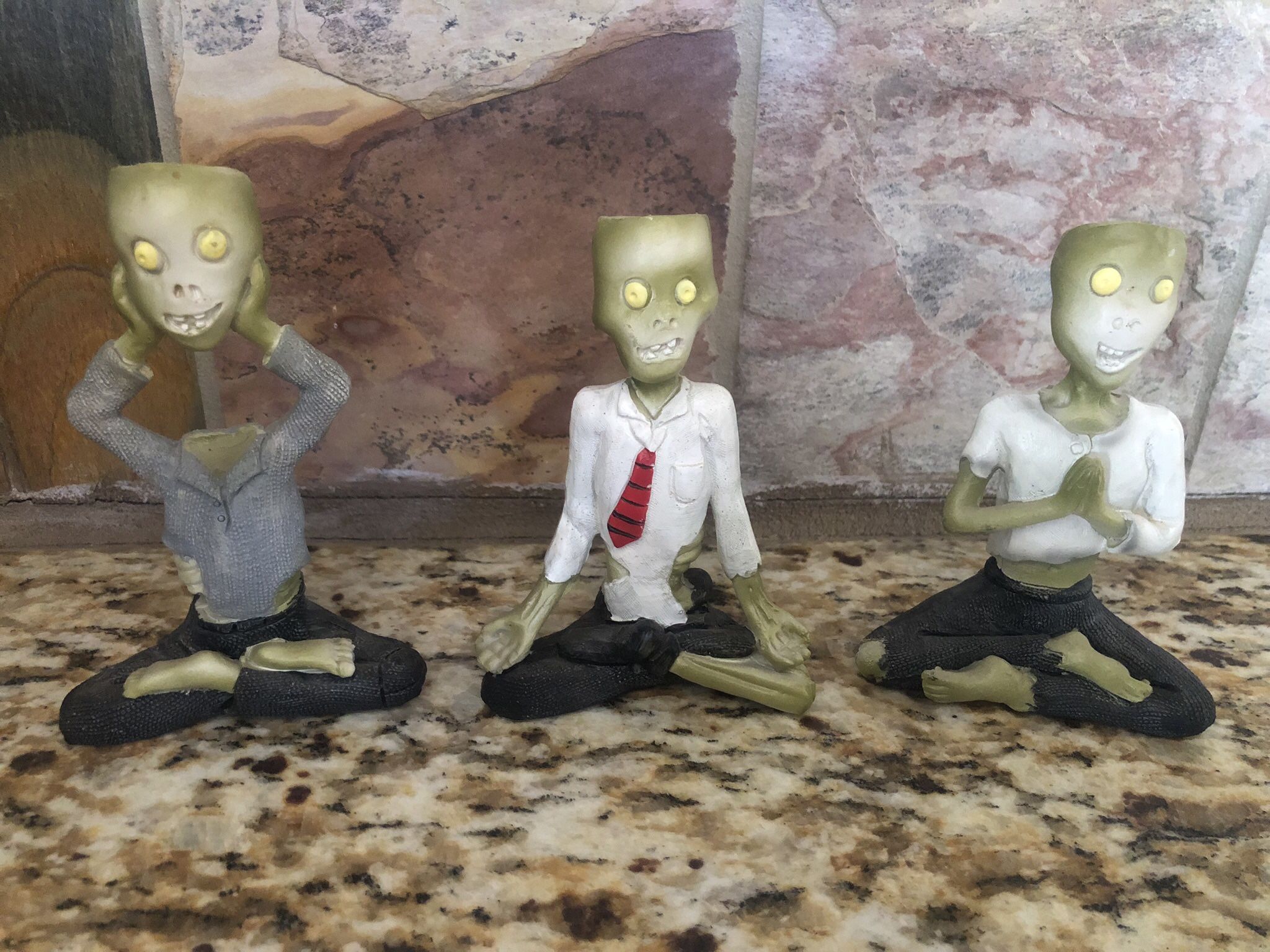 3 Zombie Air Planters
