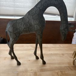 Cast Iron Giraffe Statue