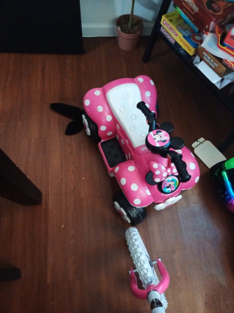 Mo Pad, Mickey Mouse Car, Mickey Mouse Small Car