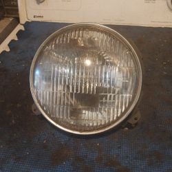 1966 and 1986 porsche and v w bitter left headlight , picked up in van nice