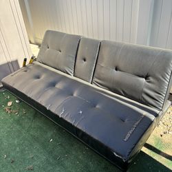 Couch/Futon 