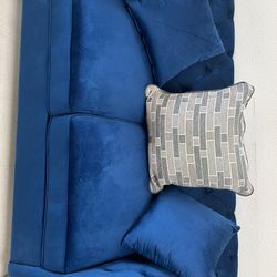 Variety of Sofas Available @ MYYSPACE FURNITURE 🪑 Same Day Delivery 🚚