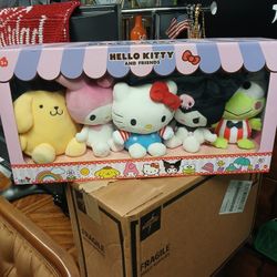 Hello Kitty! Must Go!!