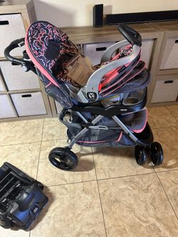 Baby Trend Nexton Travel System Coral Floral for Sale in Chandler