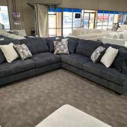Big Comfy Charcoal Grey Black Sectional 