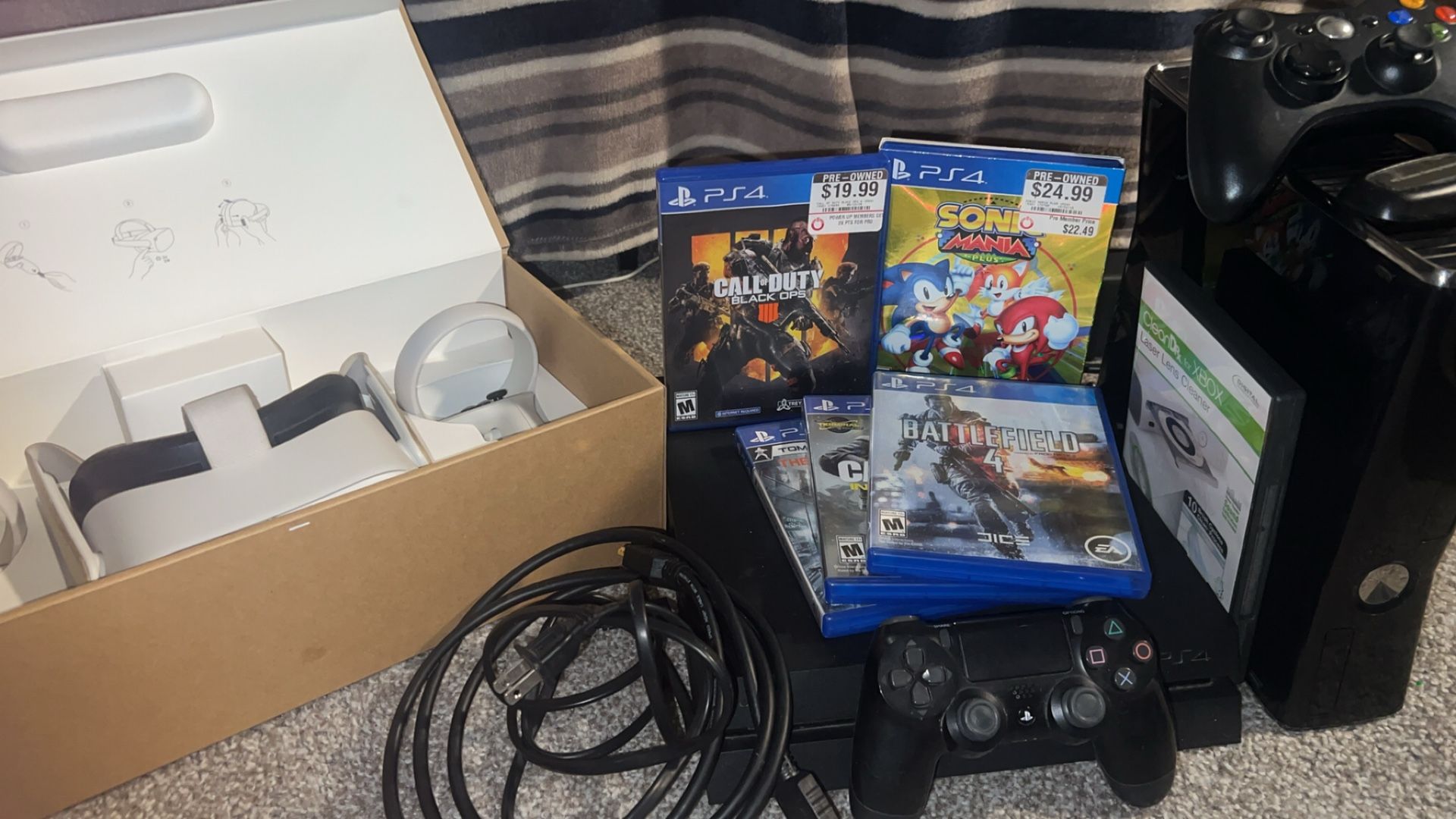 3 CONSOLES (PS4, Oculus Meta Quest 2, Xbox 360)+ CONTROLLERS & GAMES