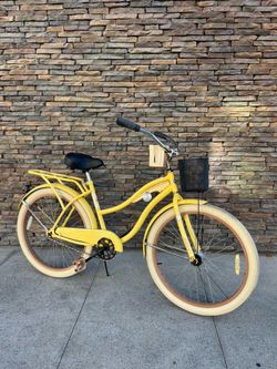 Huffy “ Nel Lusso “ 26 inch Beach Cruiser