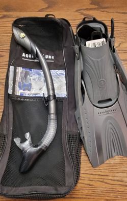 Aqua Lung Fins And Snorkel Size S/M