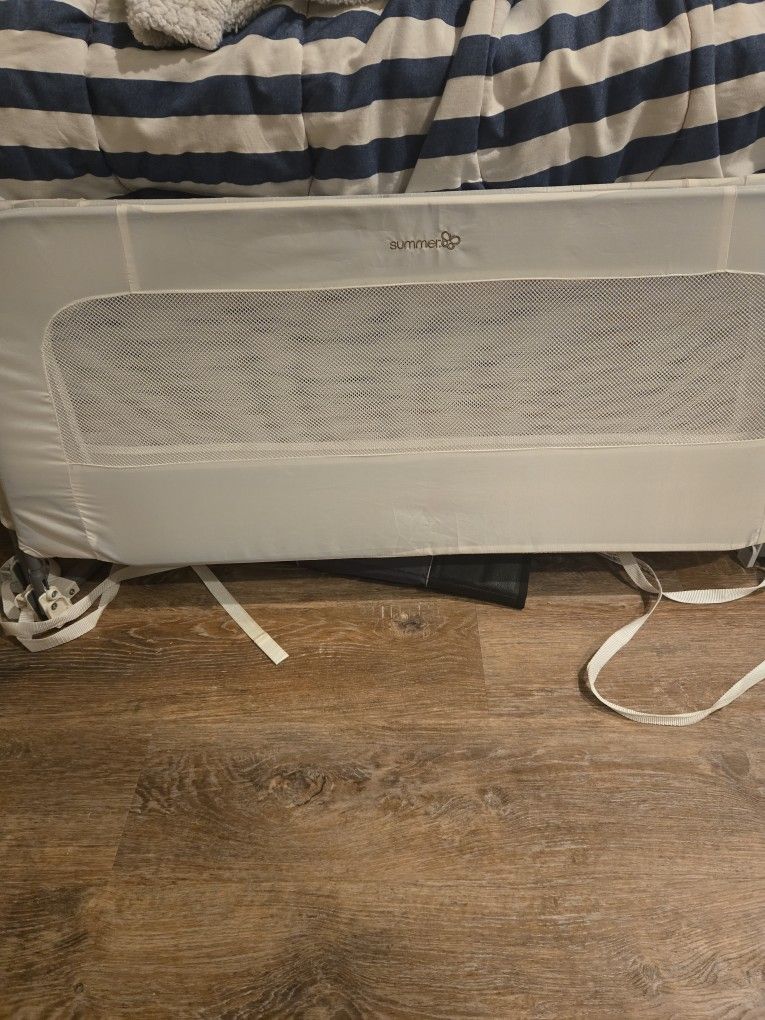 2 Summer Safety bed Rail