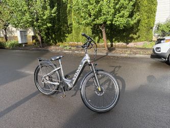 VTUVIA CMB 8-Speed E-Bike