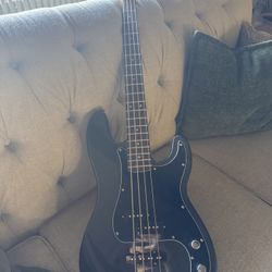 Squire P bass