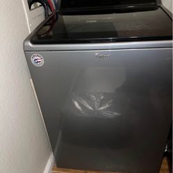 Whirpool washer & dryer 