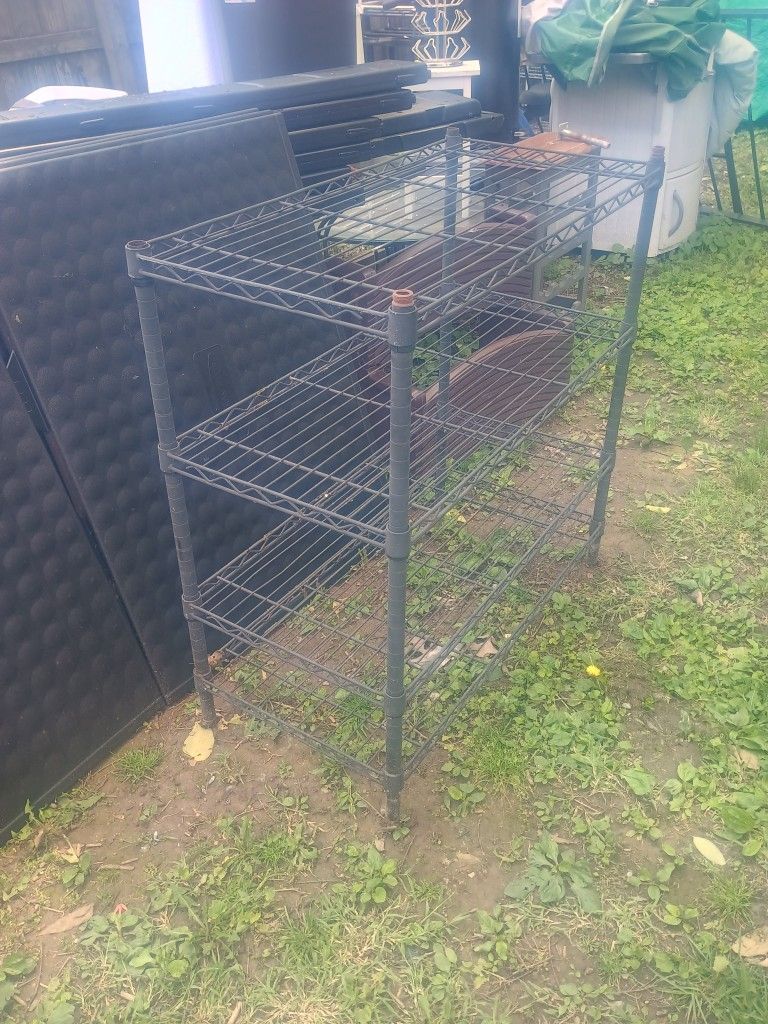 Metal Shelf With 4 Shelves