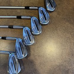 Left Handed King Tour Irons 5-P
