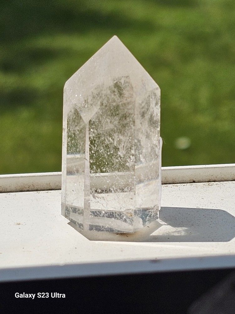 🔮 CLEAR QUARTZ TOWER – 2 INCHES OF PURE VIBES – 1.3 OZ – LOCAL PICKUP CLE ONLY! 🔮