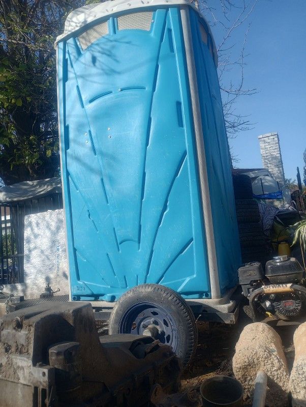 Portable Restroom for Sale in San Bernardino, CA OfferUp