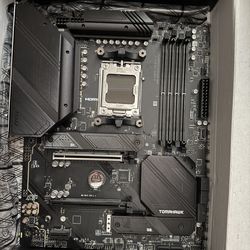 B650 Tomahawk + Wifi for AM5 7000 Series