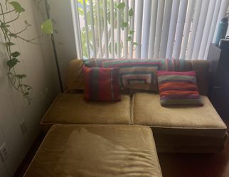 70’s Retro Velour tufted Couch 