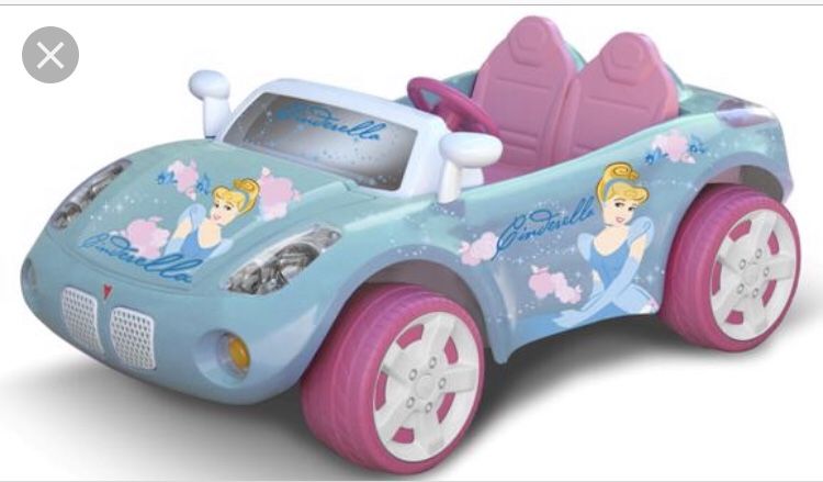Kids car (cinderella ride on)
