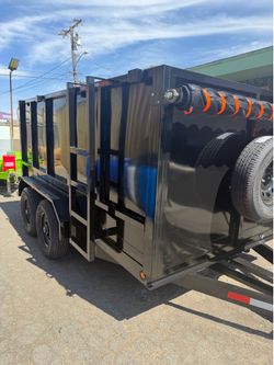Smooth dump trailer