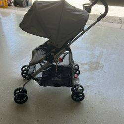 Urbini Reversing Stroller