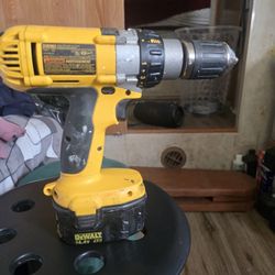 DeWalt Drill  14.4V 
