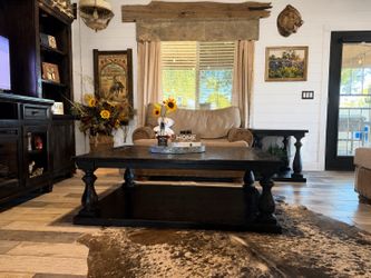 🩵🌿Rustic Wooden Distressed Farmhouse Coffee Table and End Table🩵🌿