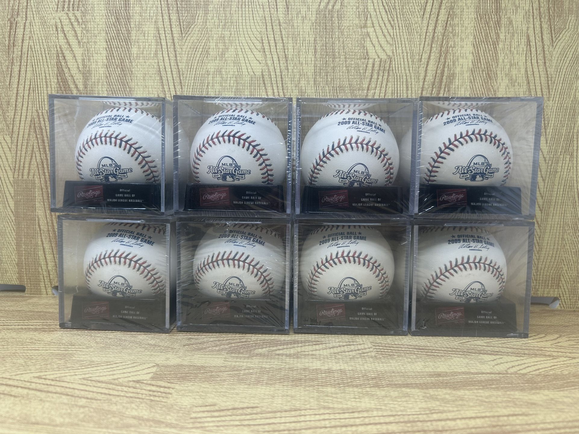 LOT OF 8 OFFICIAL RAWLINGS MLB BASEBALLS