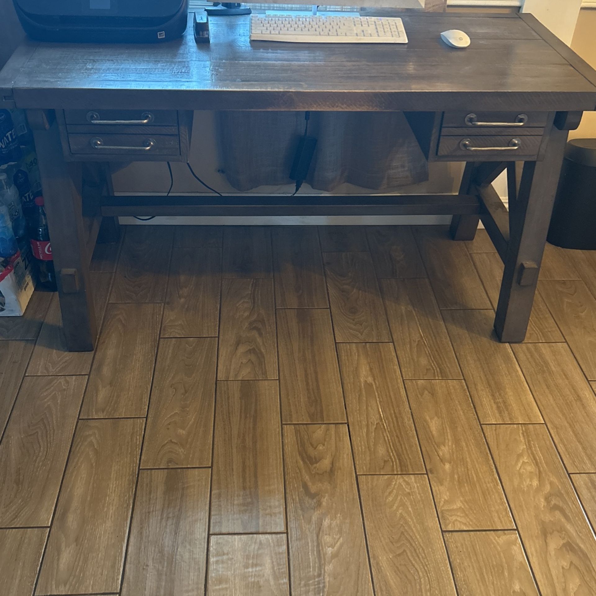 Computer/office Desk
