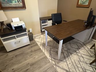 Office desk set