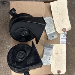  002 408/2012 Oem Horn