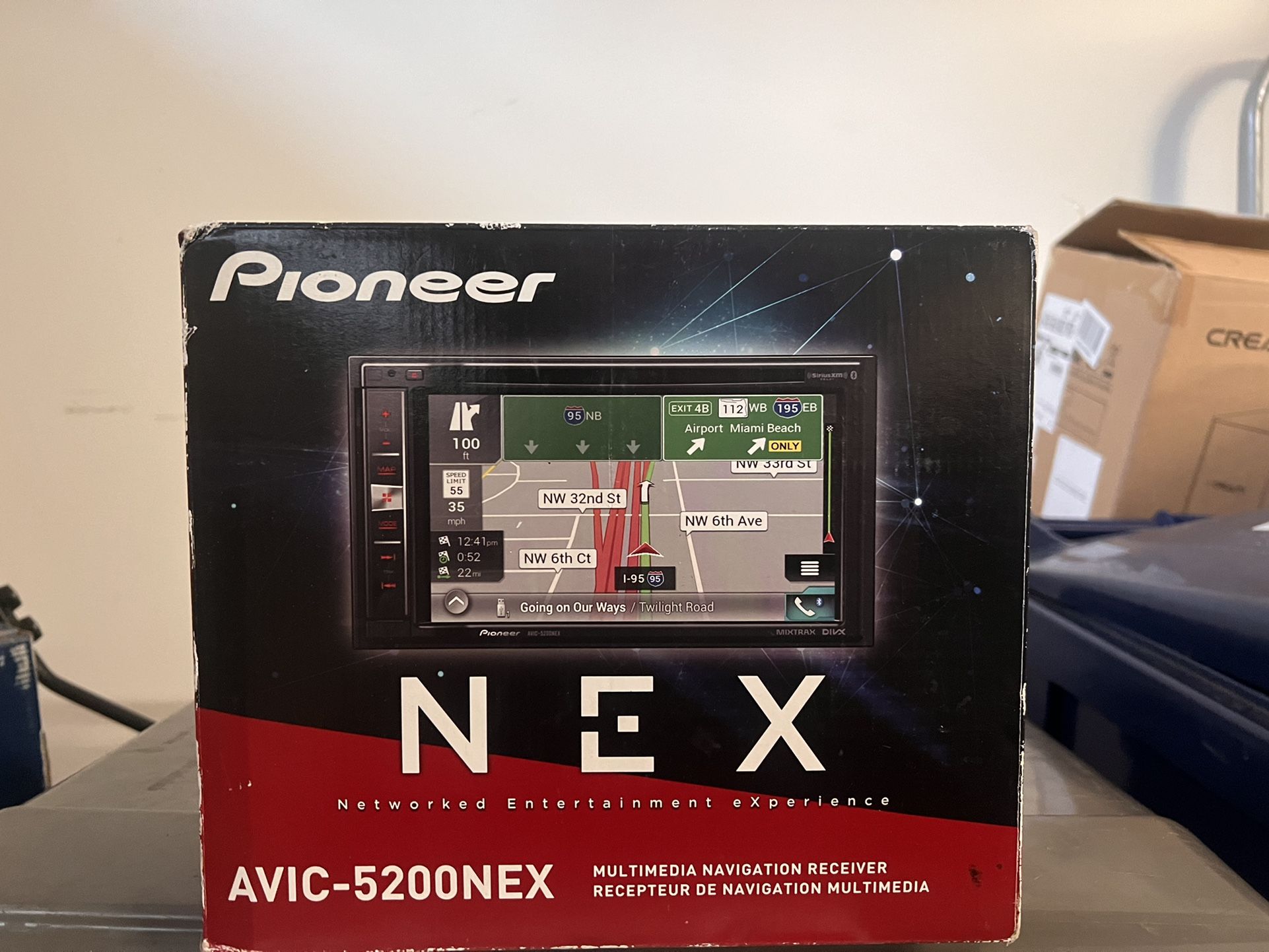 Pioneer NEX AVIC-5200NEX navigation with apple carplay