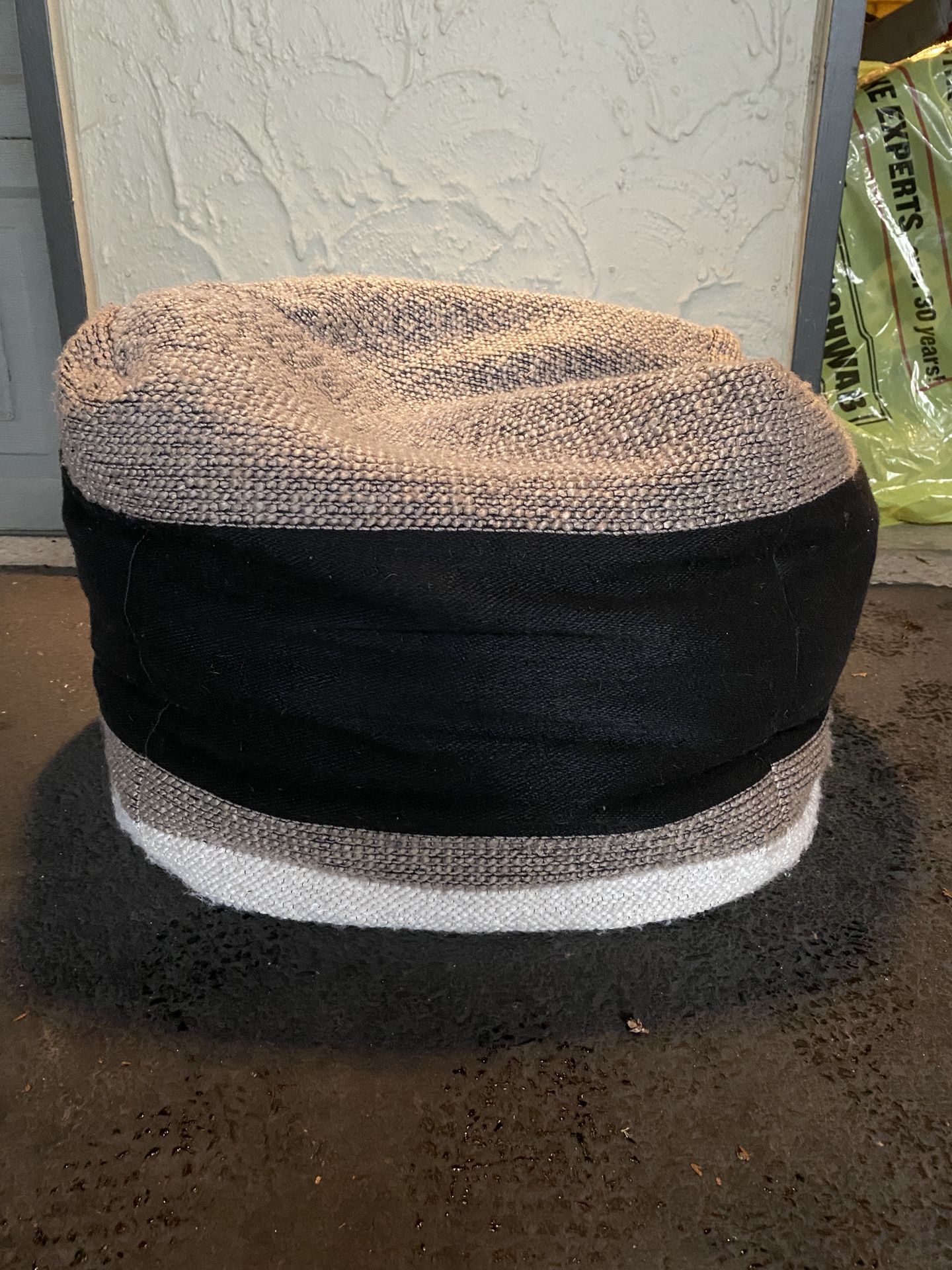 Indoor / Outdoor Pouf