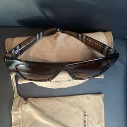 Brand New Authentic Burberry Sunglasses 