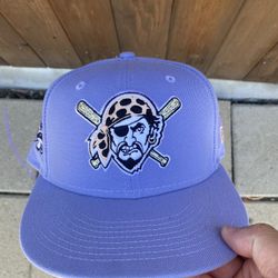 Pittsburgh Pirates Fitted