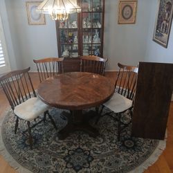 Cherry Dining/kitchen Table W/4 Chairs & Leaf