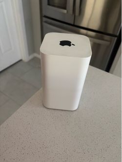 Apple AirPort Extreme Base Station wireless Touter A1521..Great Deal!
