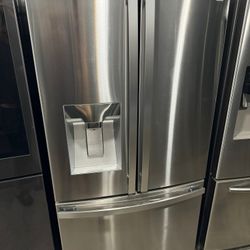 Kenmore Stainless Steel Refrigerator / Delivery Available