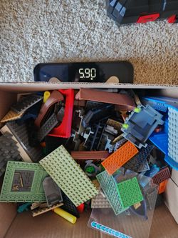 6lbs of Legos