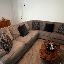 LAST DAY GREER - Ashley Bovarian 3-Piece Sectional