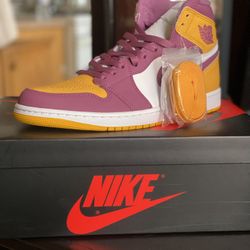 Nike Air Jordan 1