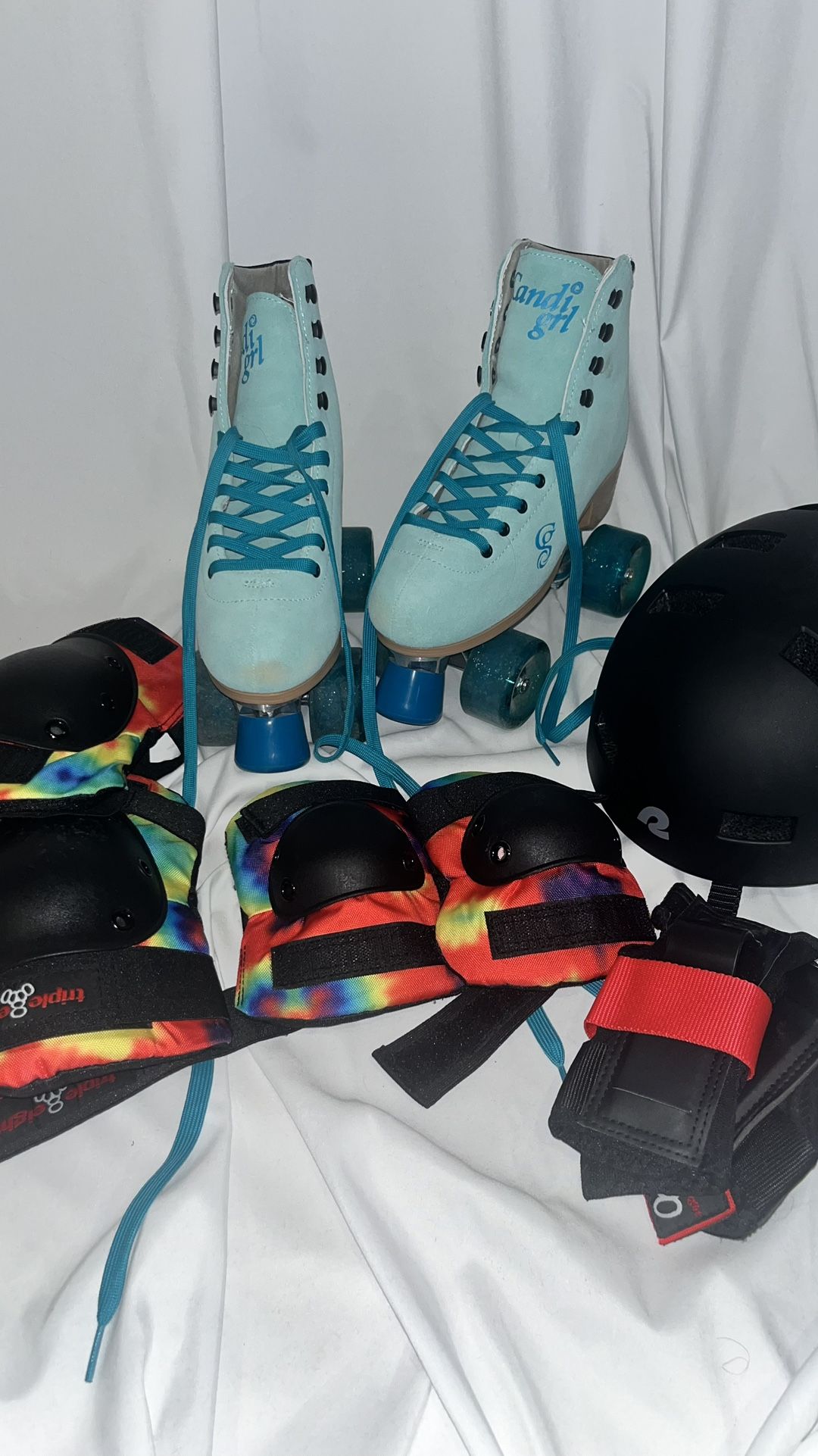 Women's Size Outdoor Roller Skates Triple Eight Protective