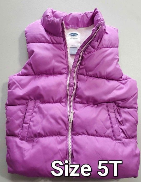 Old navy girl puffer vest size 5