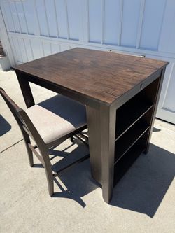 Compact Kitchen Table & Chairs Set